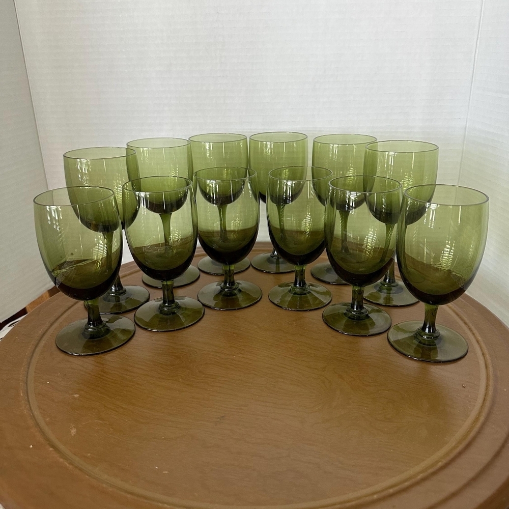 Vintage Green Sherry Wine Glass Set